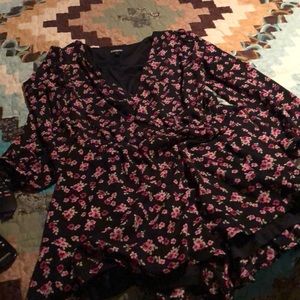 Express long sleeve romper size L